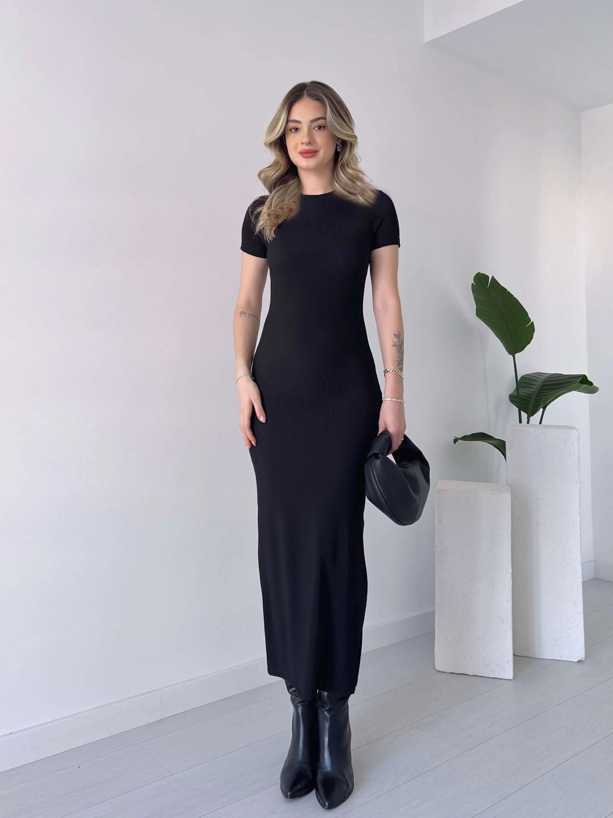 Robe Noir Demi manche Col Rond TETOUAN